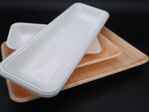 Dog food containers and storage methods