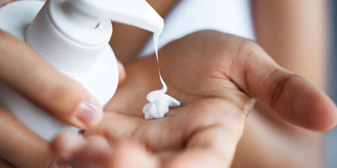At‑home care and daily skin prevention